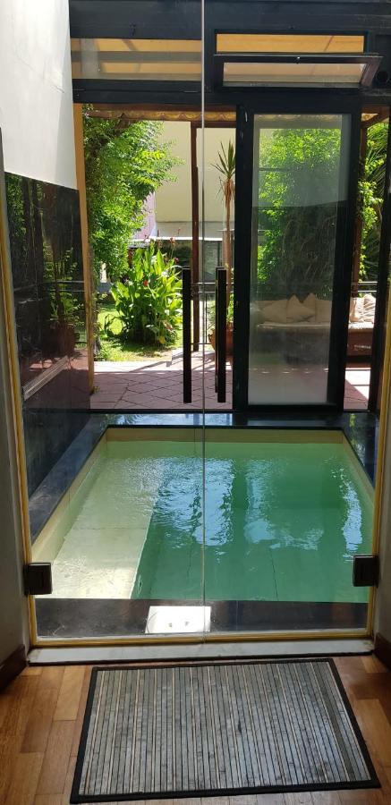 La Casa Con Piscina Riscaldata Interna Anna Luxury Garden Apartment Пиза Екстериор снимка